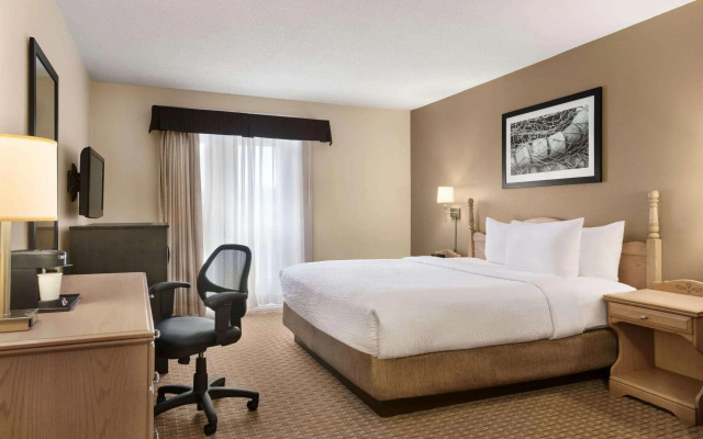Travelodge Suites by Wyndham Moncton