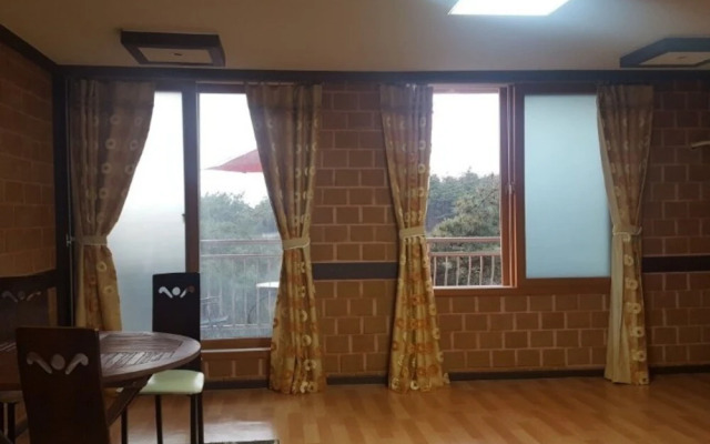 Sonamu Hwangto Ville Pension