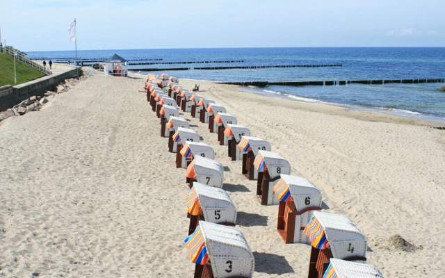 Cozy Apartment in Steffenshagen near Sea