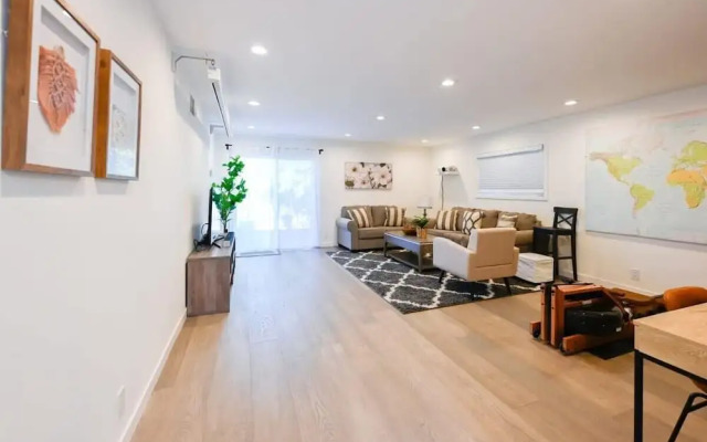 @ Marbella Lane - Exquisite Home 3BR