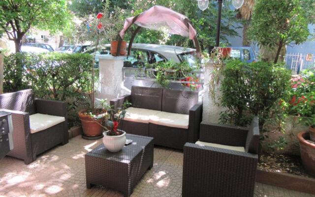Hotel Urania