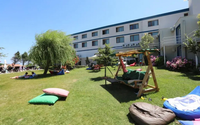Kiyiköy Zirve Pansiyon