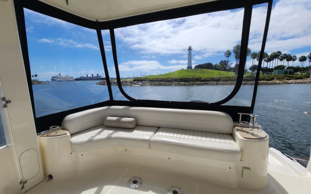 Dockside Boat & Bed Long Beach