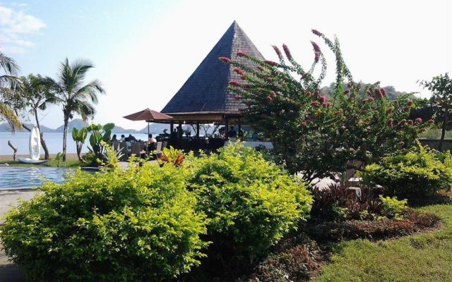 Luwansa Beach Hotel