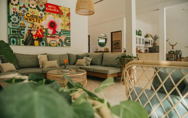 Villa Eight