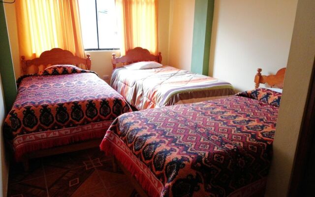 Artesonraju Hostel Huaraz