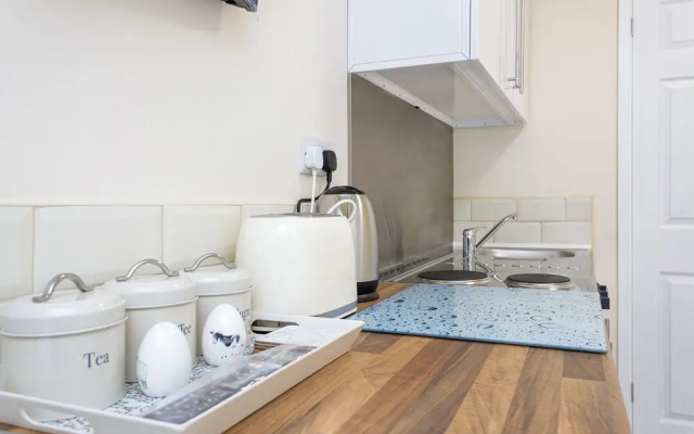 Blackberry - Stylish Self-contained Flats in Soton City Centre