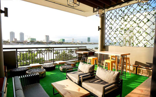 Barneys Danang Backpackers House