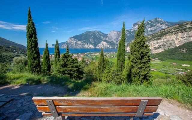 Arco Suite Town View