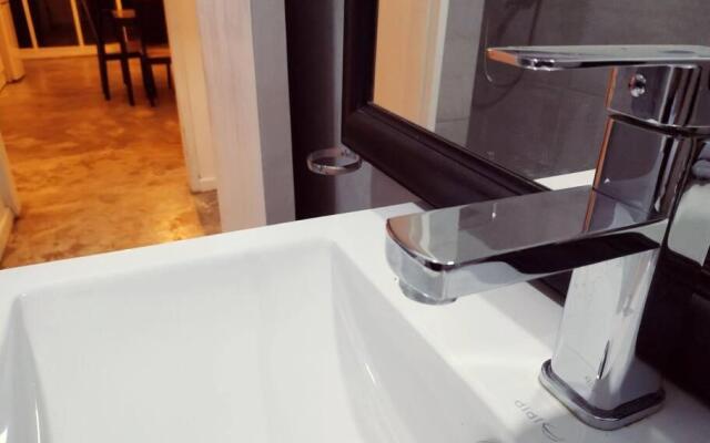 Modern apartment in historic Parktown West