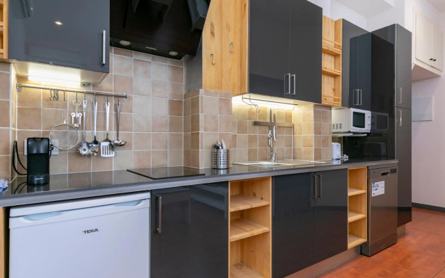 Homeabout Imperial Apartment