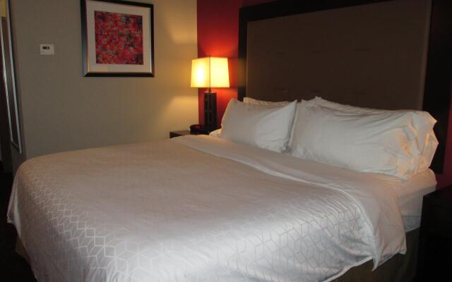 Holiday Inn Express Cloverdale - (Greencastle) by IHG