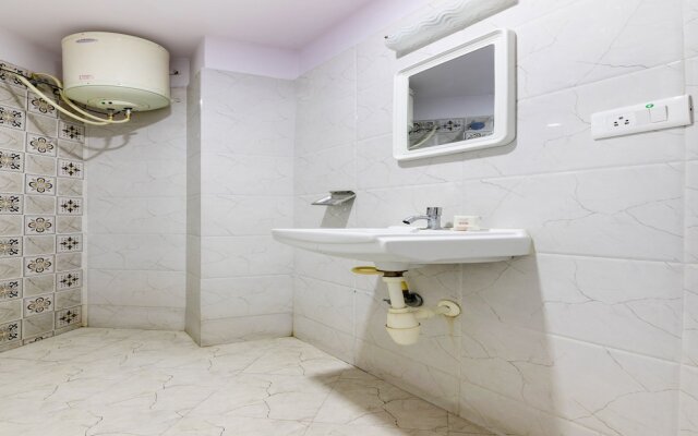 OYO 16744 Live Inn Castle