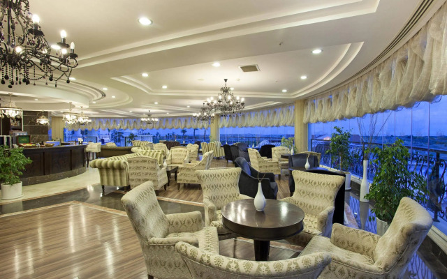 Roma Beach Resort & Spa