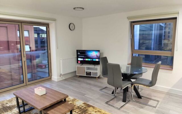 Kensington House by Solitaire Suites
