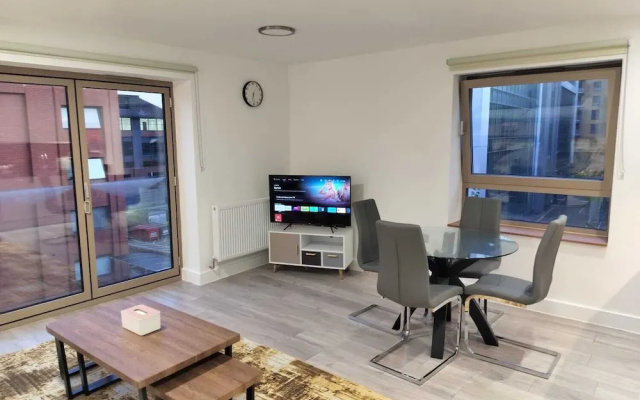 Kensington House by Solitaire Suites