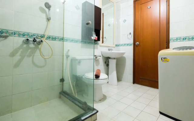 Elegant Minimalist 1BR Puri Imperium Apartment