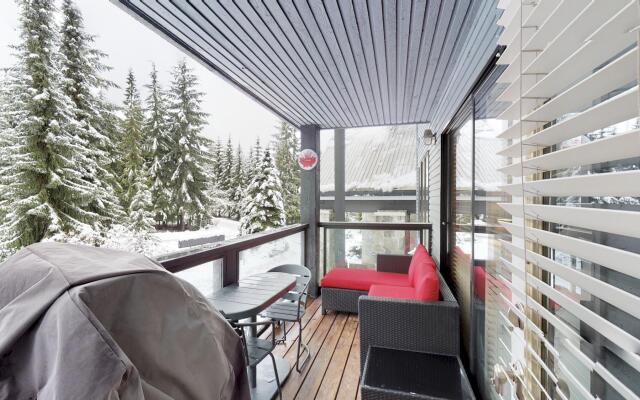 Ski in Ski out - Steam Shower - Roof top Hot tub