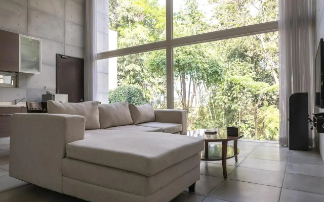 K Gallery Hotel