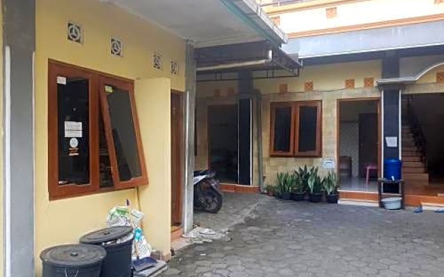 Penginapan Mentari 2