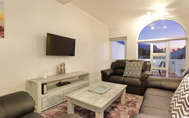 Camps Bay Beach Apartment