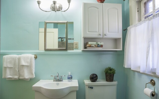 Charming Rustic Dilworth Duplex