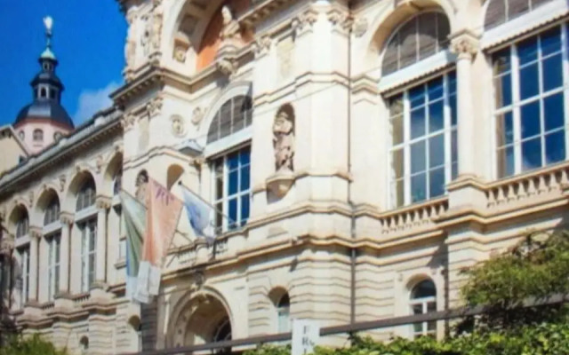 Modernes Studio (Adults Only)