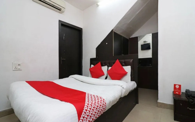 OYO 22977 Hotel Alpine