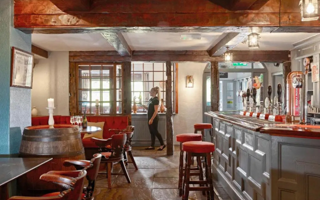 Tennant Arms Hotel