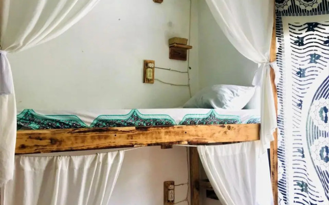 Natural Mystic Hostal