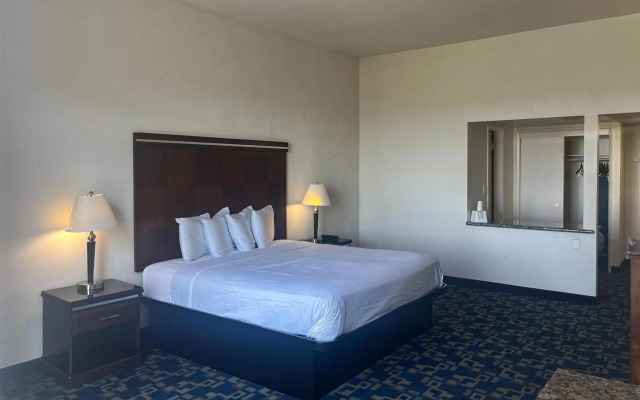 Motel 6 Oceanside, CA Marina / Camp Pendleton