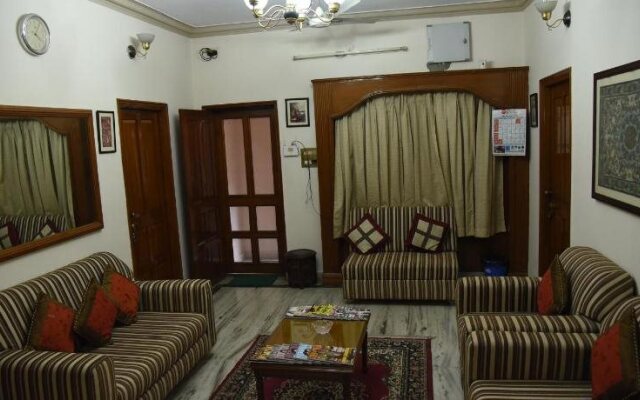 Anjani Mansion Guest House