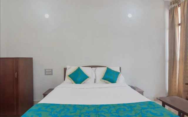 Hotel Raj