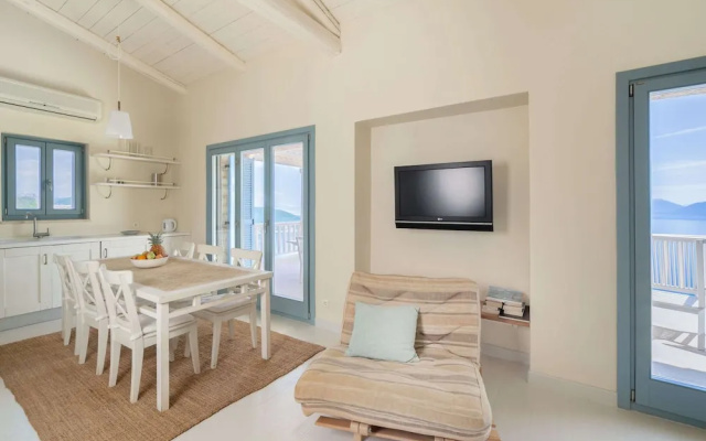 Modern Villa in Vasiliki with Swimming Pool & Hot Tub
