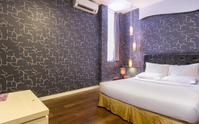 Triip Friday Hotel Phan Xich Long