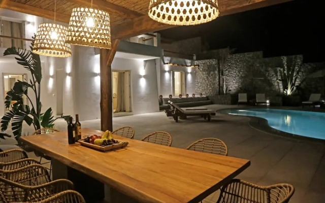 Island Times Villa by Unique Villas Collection