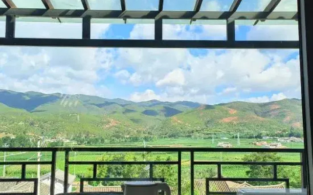 Shaxi Ruchu Homestay