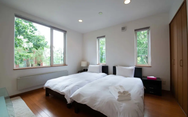 Hurry Slowly Condominiums