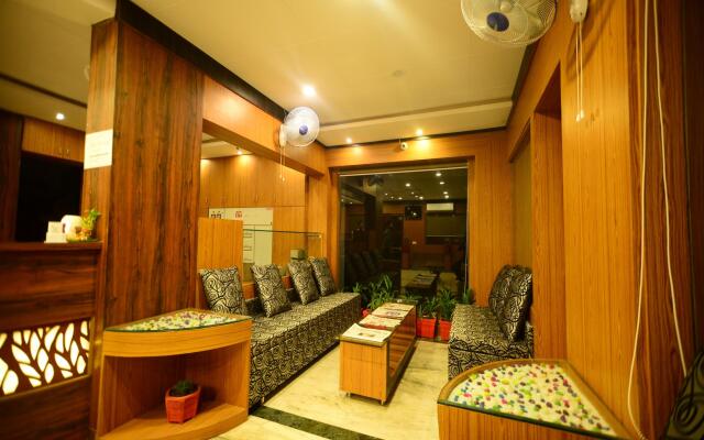Hotel Madurai near Central Bus Stand, Udaipur