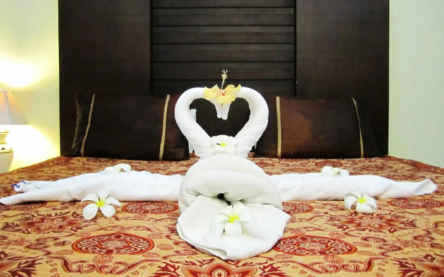 Lanta Il Mare Beach Resort