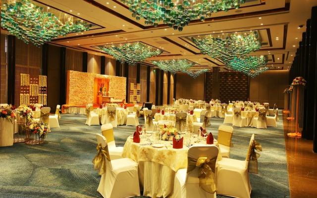 Hilton New Delhi Noida Mayur V