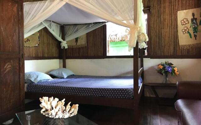 Analatsara Eco Lodge