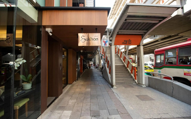 Sukhon Hotel