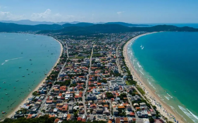 GREY HOUSE, o seu refúgio em Canto Grande