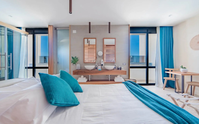 Cumeja - Beach Club & Hotel