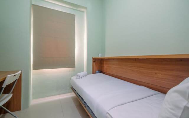 Trendy Connecting Mall 2BR Green Pramuka Apartment