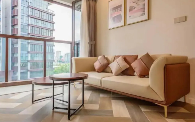 The Metropole The Galleria The Crest