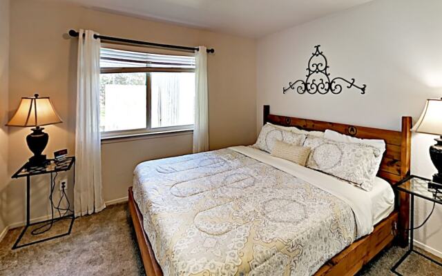 Beaver Duplex Unit B - 2 Br Duplex