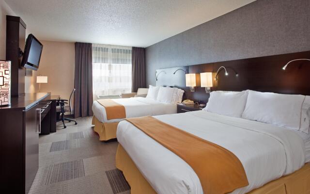 Holiday Inn Express Hotel & Suites Beatrice by IHG