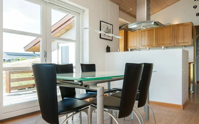 6 Person Holiday Home in Ebeltoft